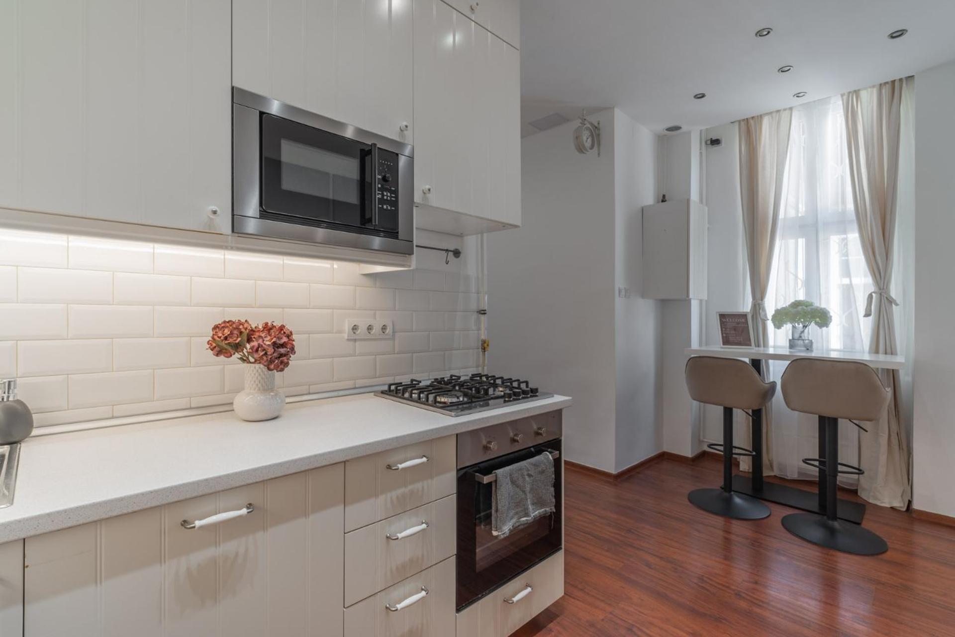 Deluxe And Cozy Center For 8ppl