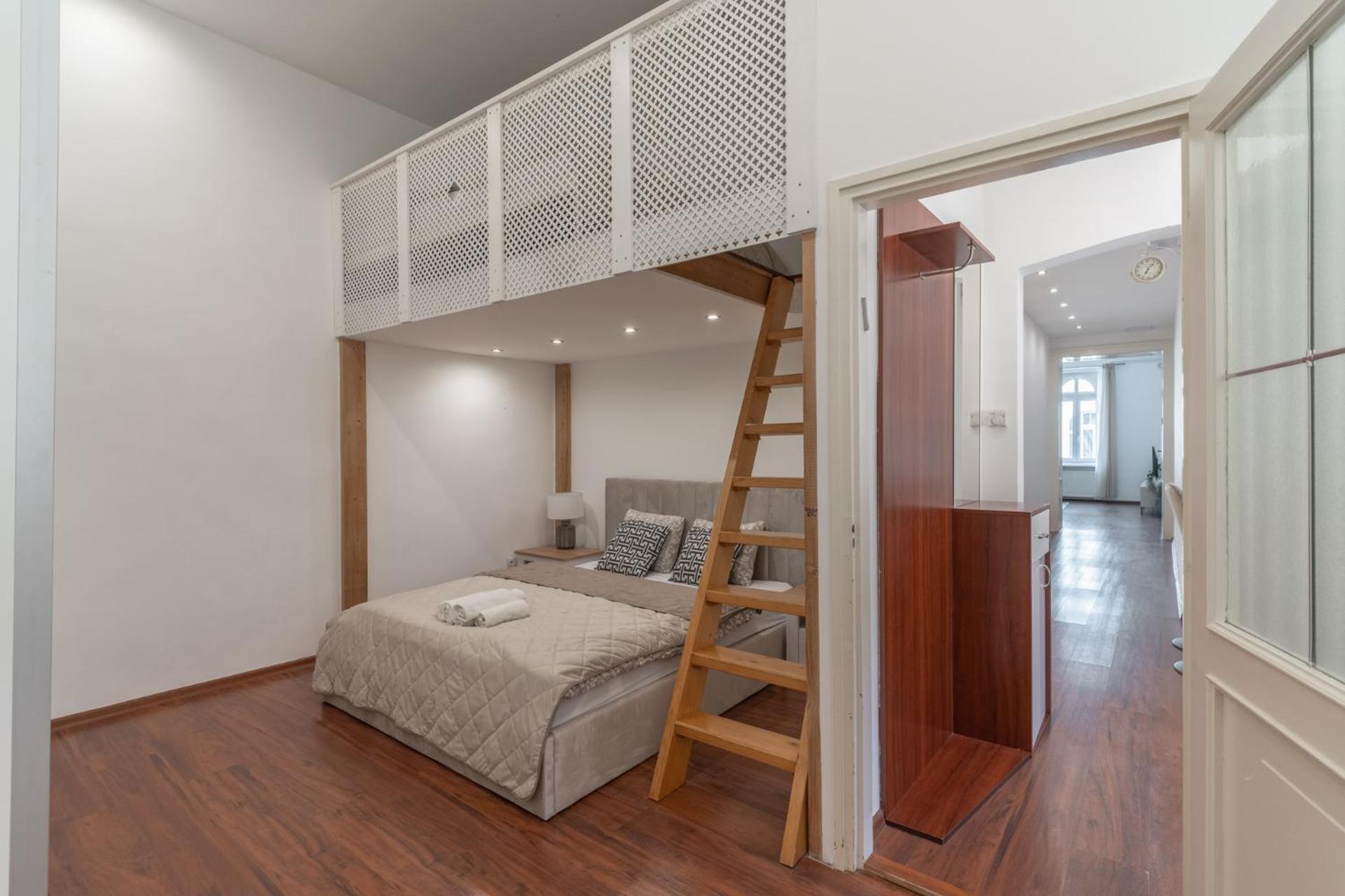 Deluxe And Cozy Center For 8ppl Apartmán