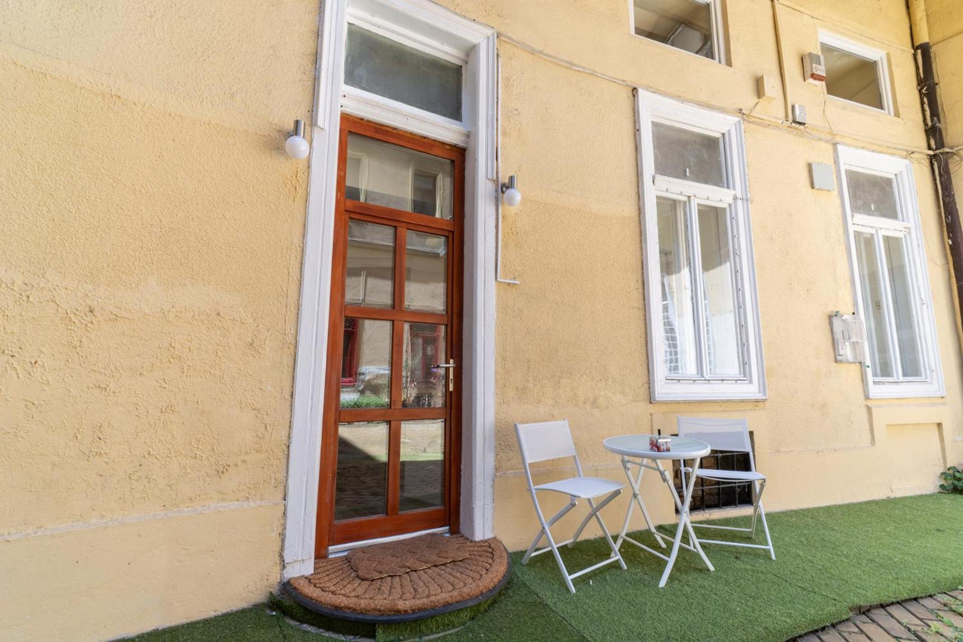 Comfy & Homy Vibe In The Heart Of Boedapest