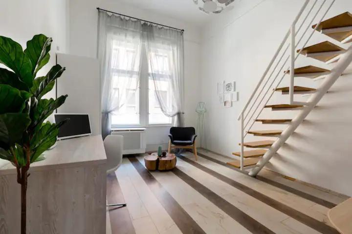 Kz Szimpla Krt Apartmán *