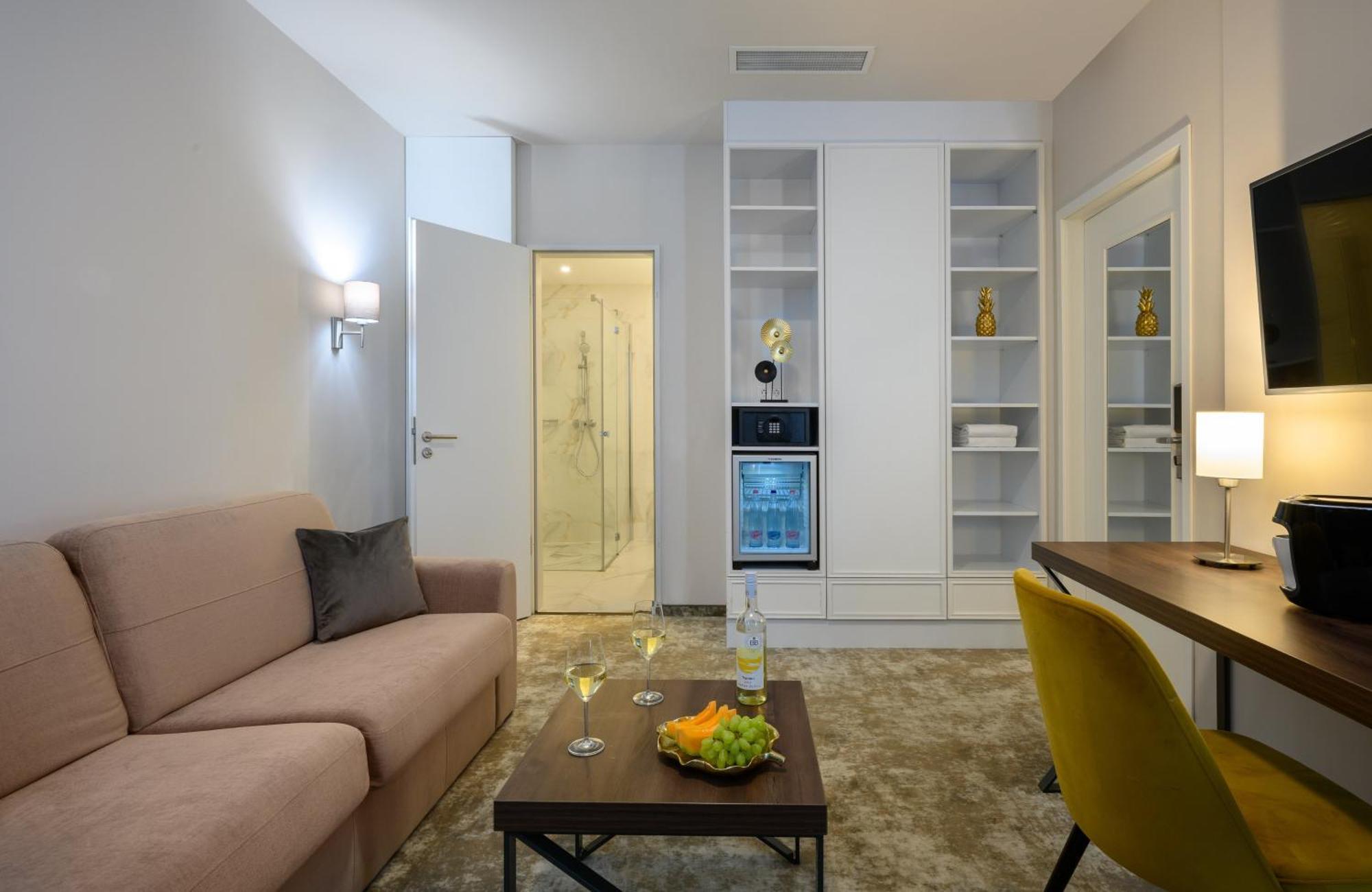 Leonardo Boutique M-square Hotel