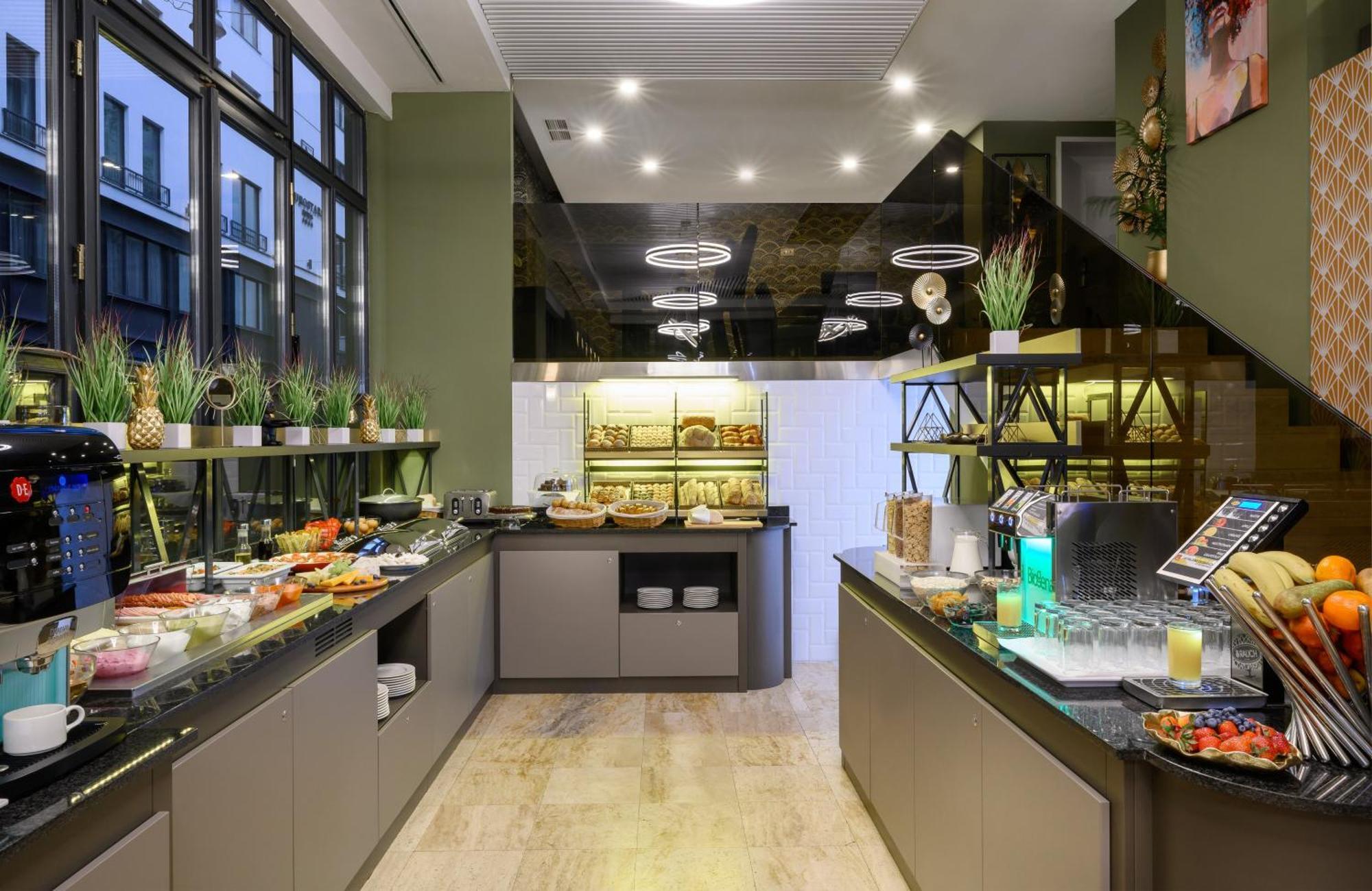 Leonardo Boutique M-square 4*