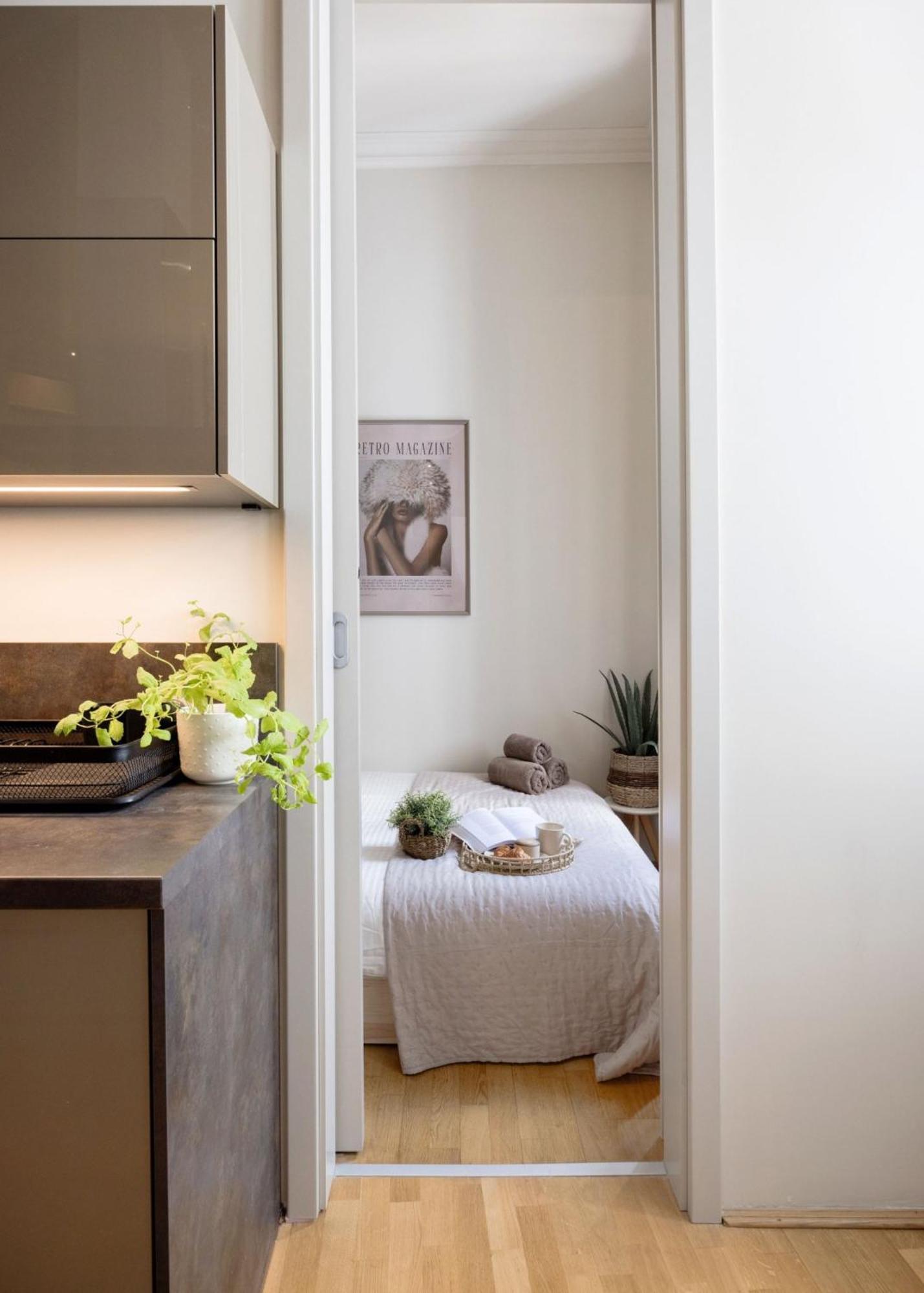 Timeless Elegant By Opera House Apartment Budapest
