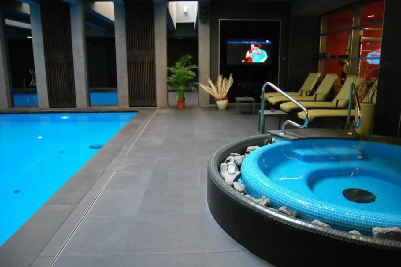 Apartamento Center Wellness - Pool-gym-parking