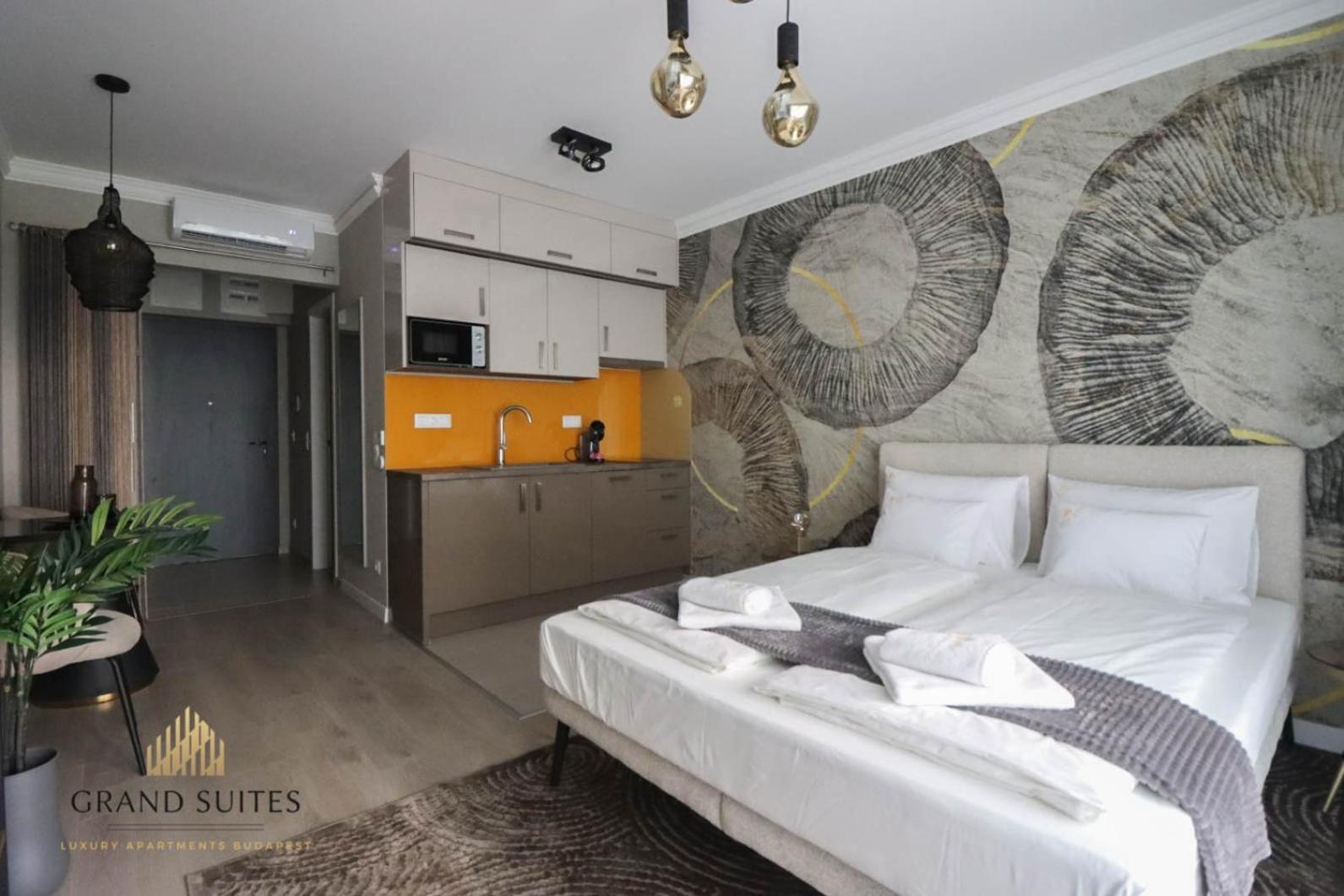 Grand Promenade Apartamento