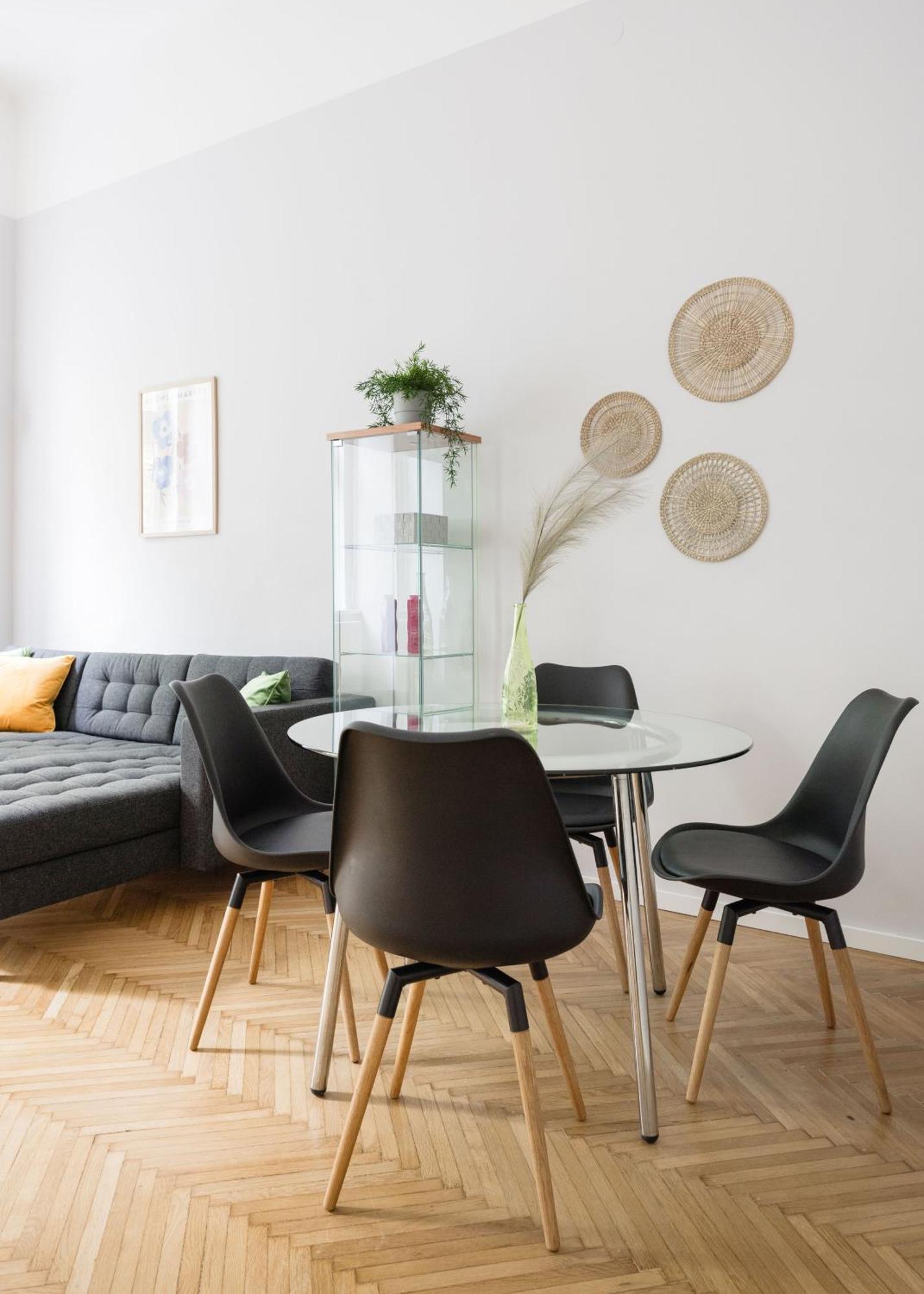 Serene And Spacious In The Centre *