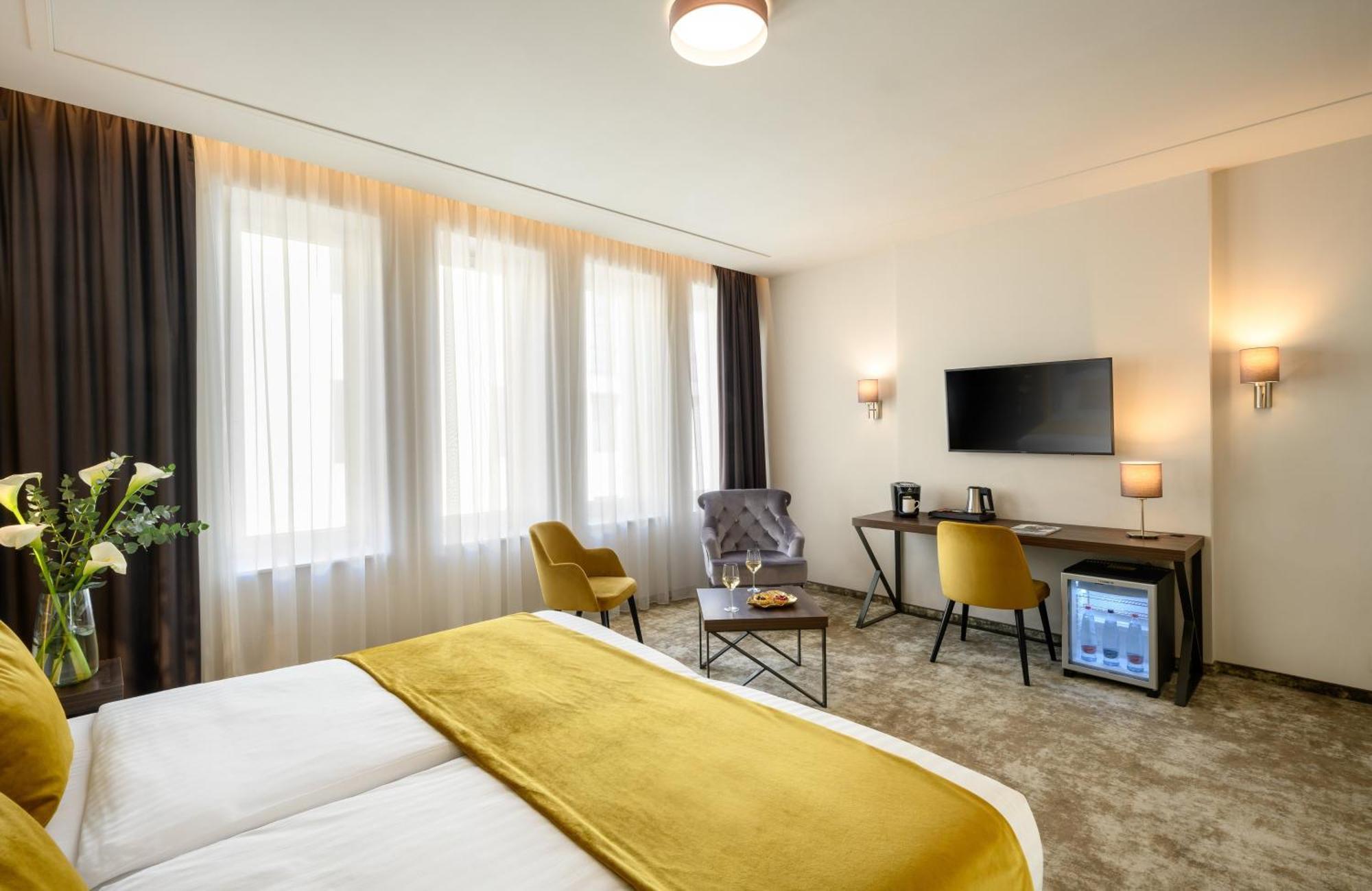 Leonardo Boutique M-square 4*