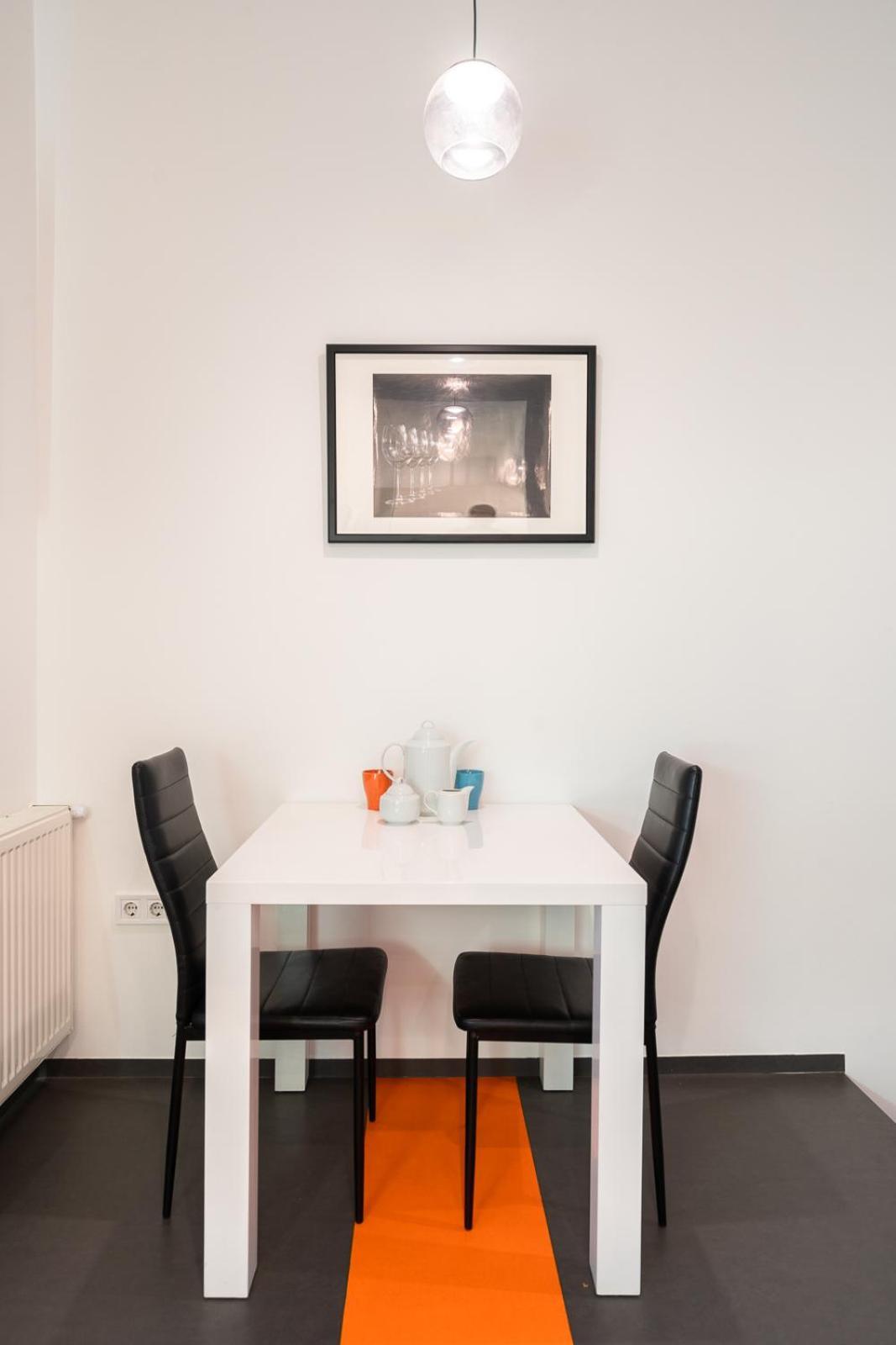Bright Two-bedroom By The New York Palace Budapest