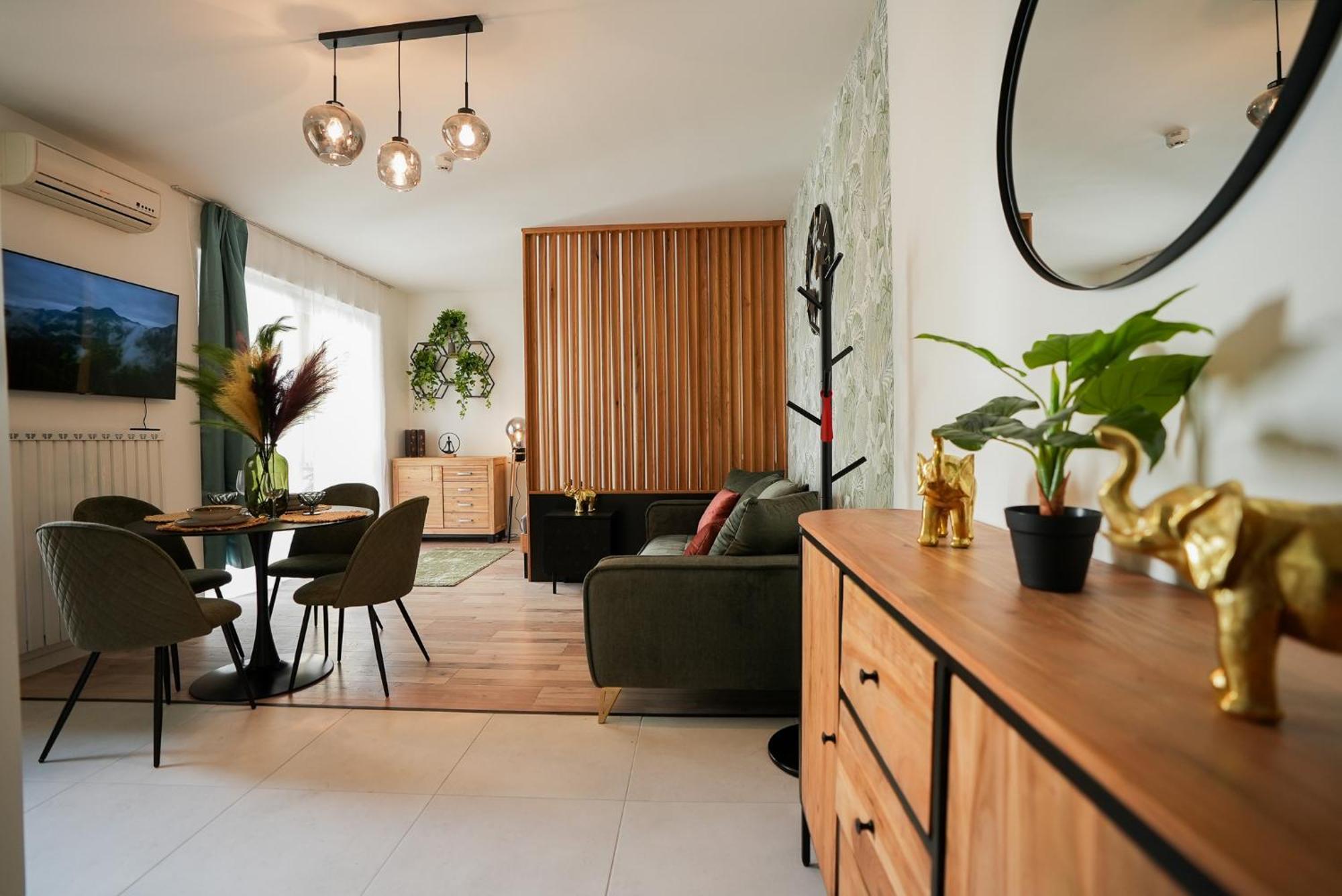 Apartment Designer Boutique