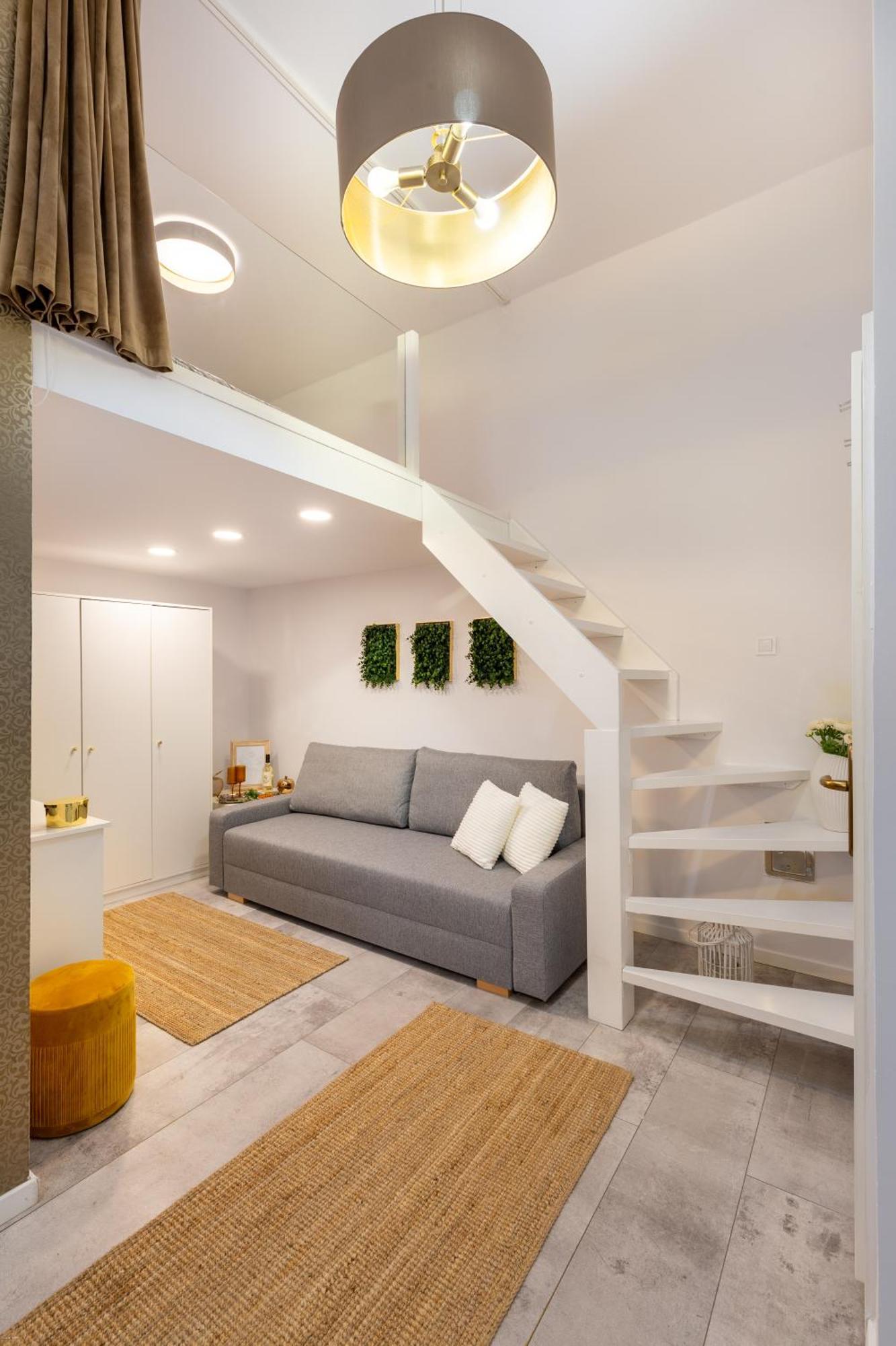 Good Vibes By Stn * Budapest