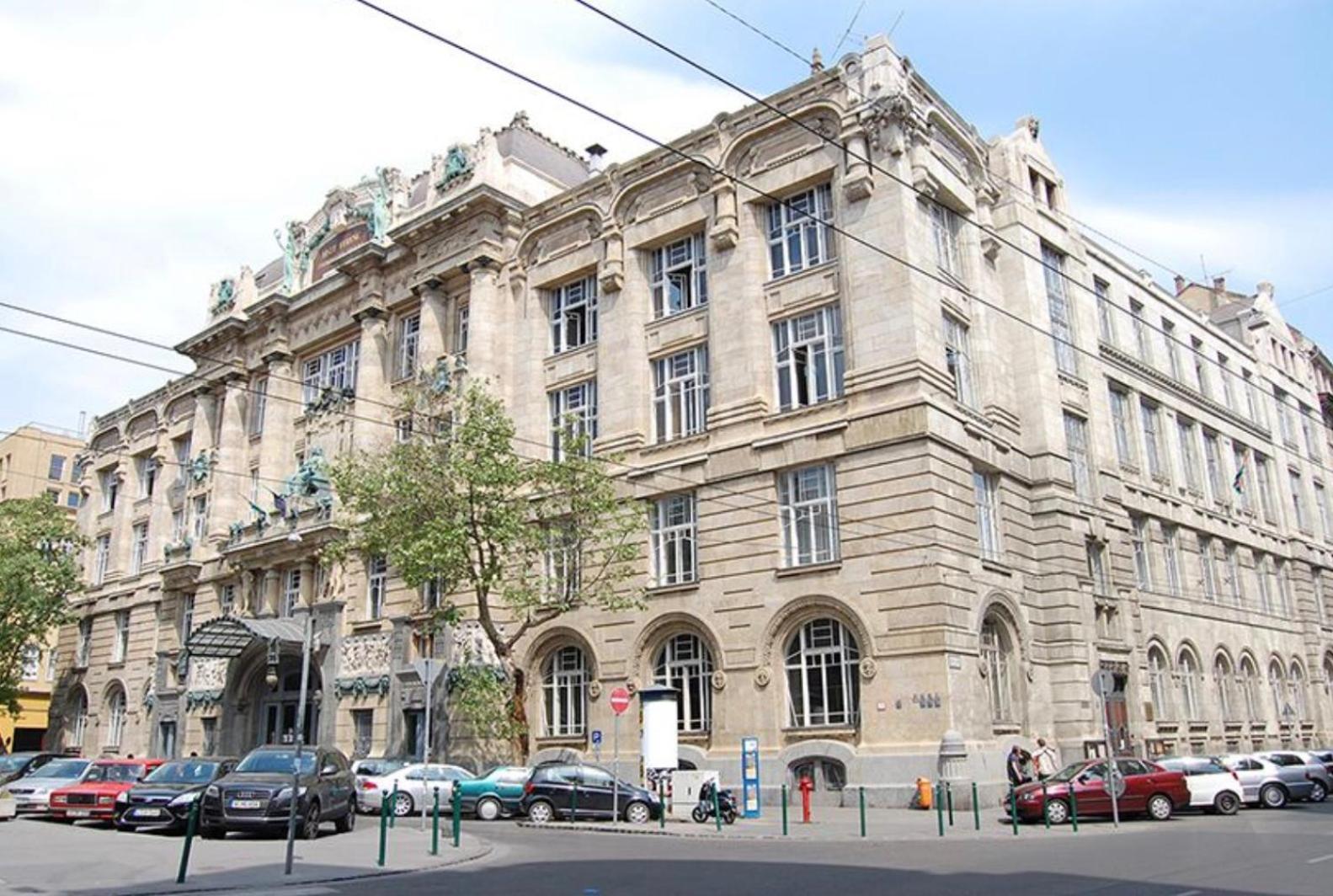Andrassy Adventures * Budapest
