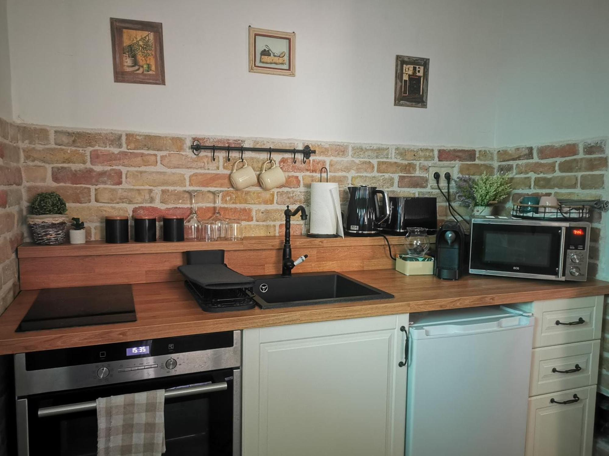 Apartamento Kuria With Free Parking Budapest