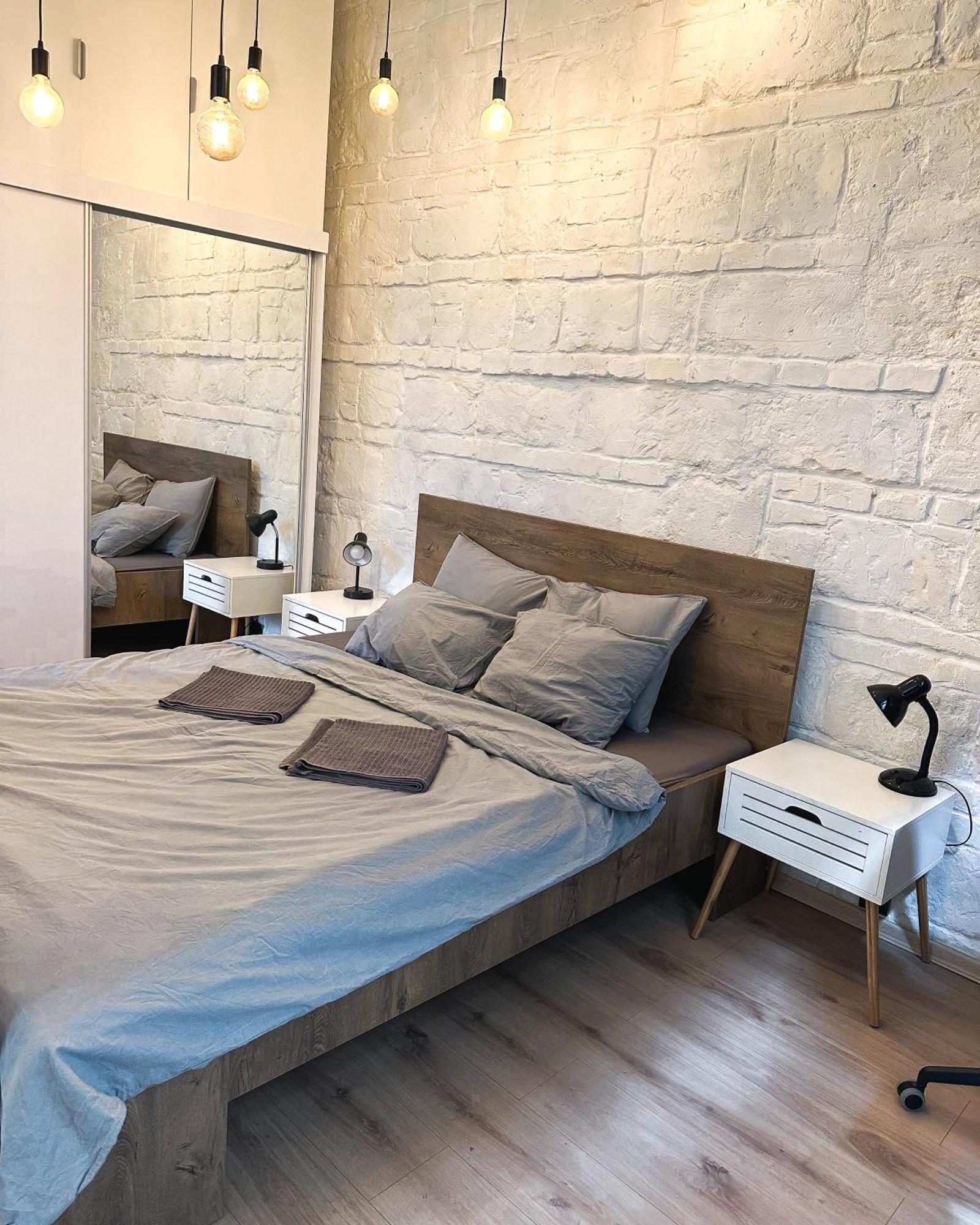 Urban With Private Garden Near Andrassy *