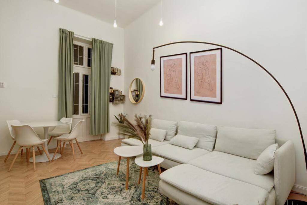 Lovely 3 Bedrooms In The Jewish Quarter Budapest