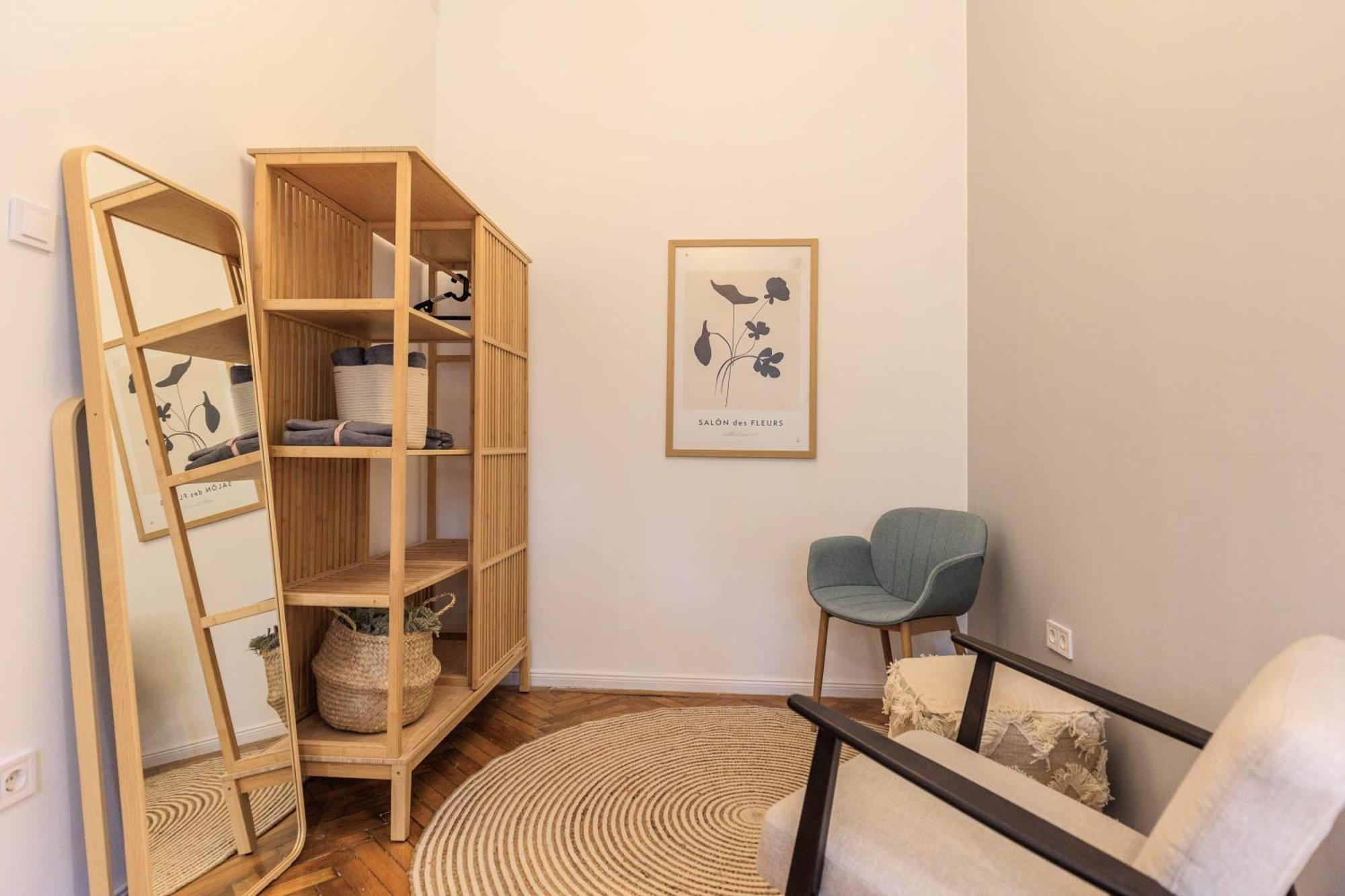 Designer 2 Bedroom Flat Apartament *