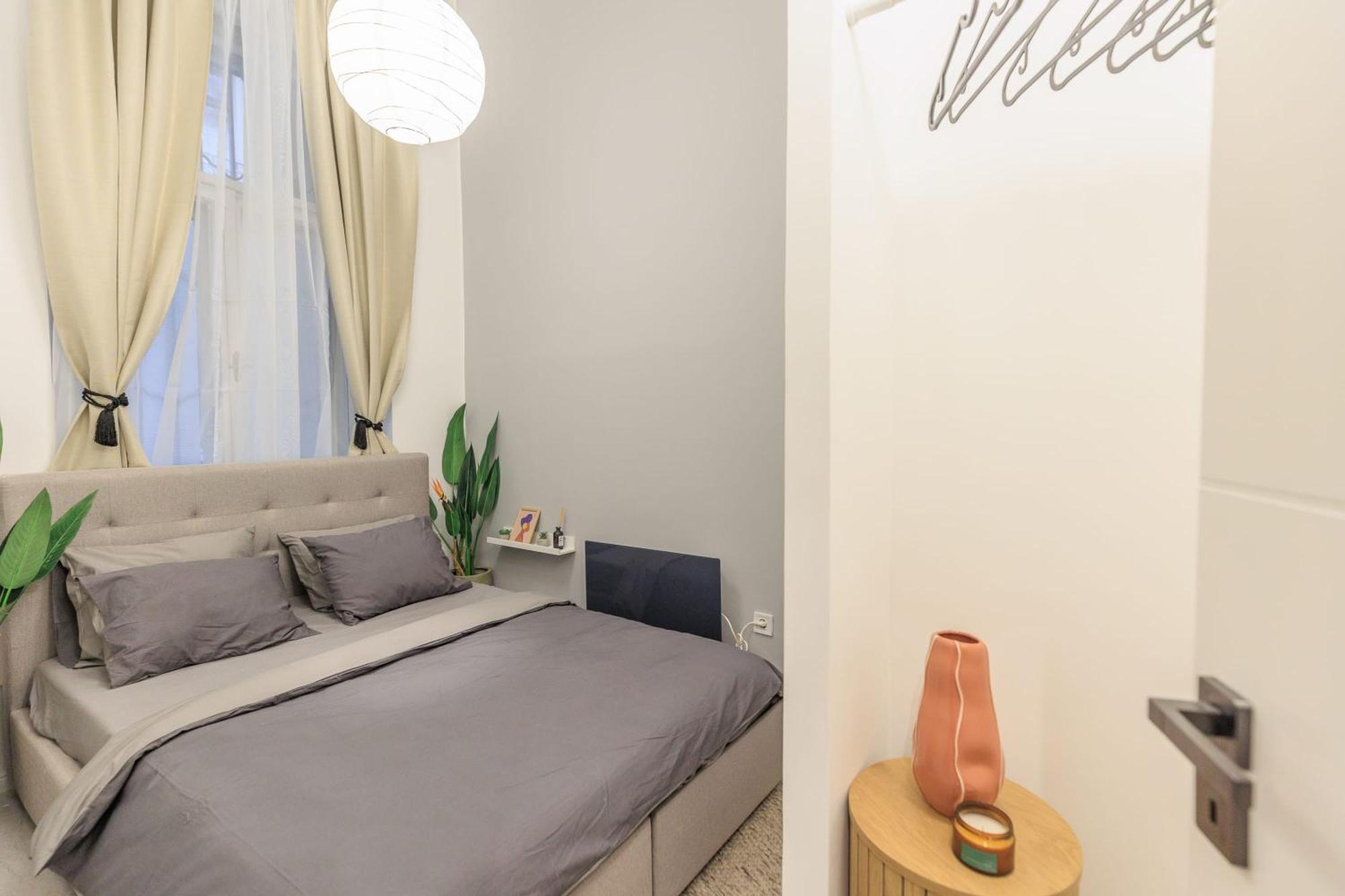 Designer 2 Bedroom Flat