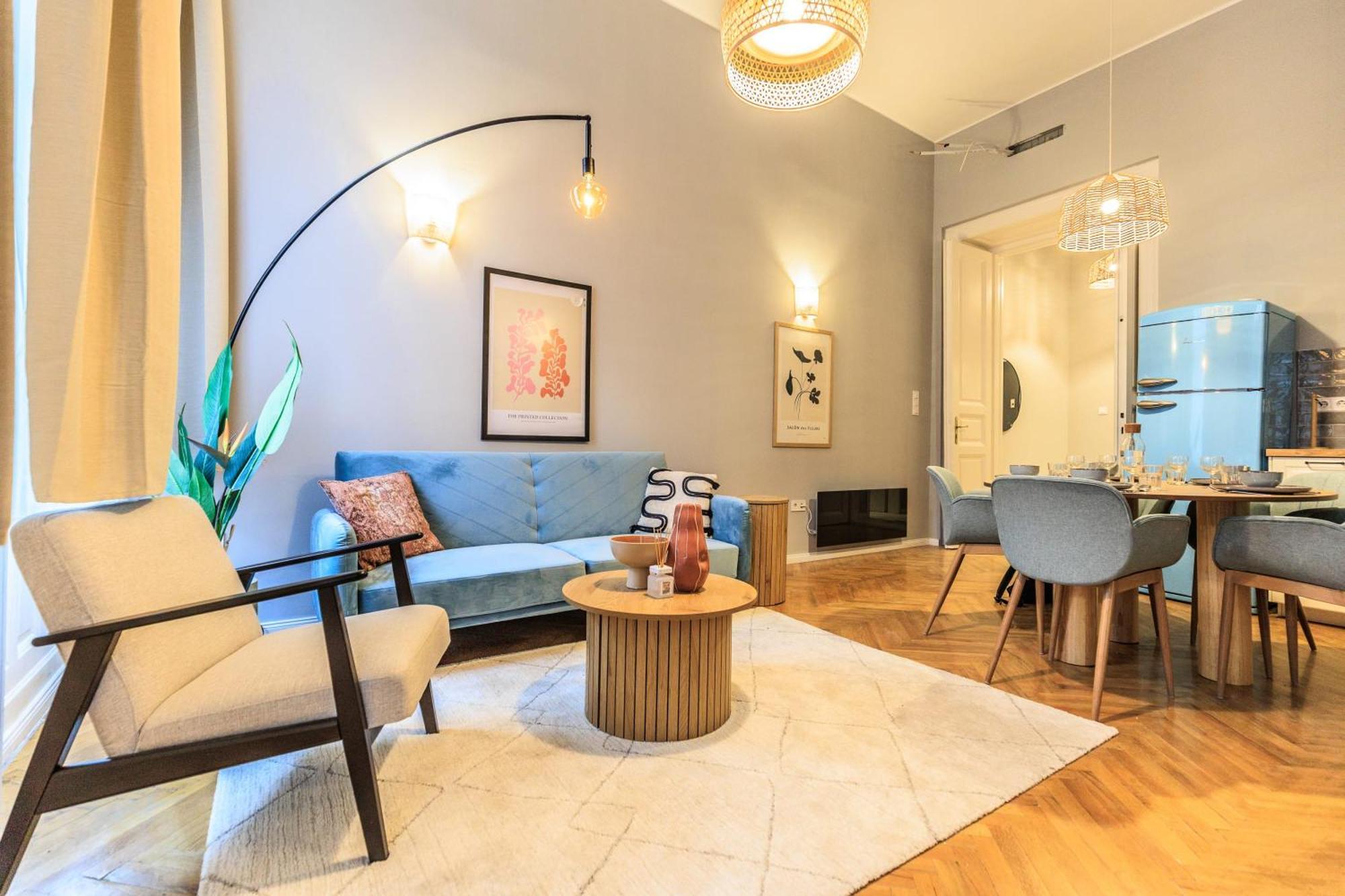 Designer 2 Bedroom Flat Apartament *