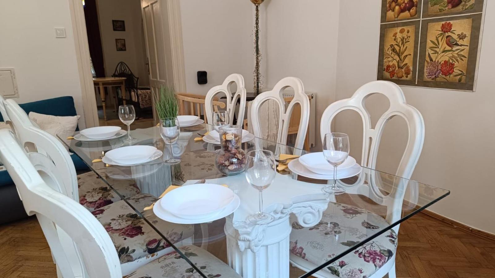 Heritage Harmony With Free Parking Apartamento Budapest