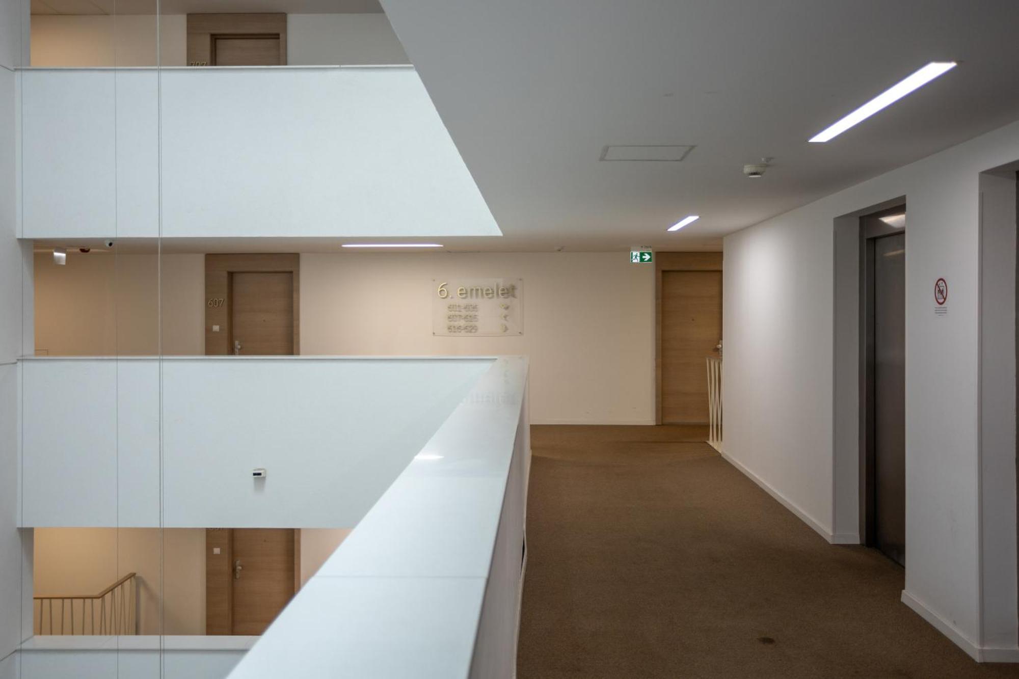Luxury Atrium Residences * Budapest