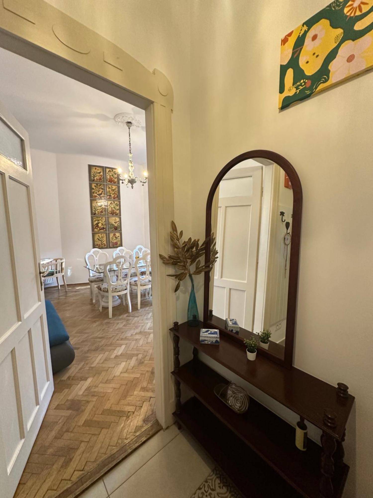 Heritage Harmony With Free Parking * Budapest