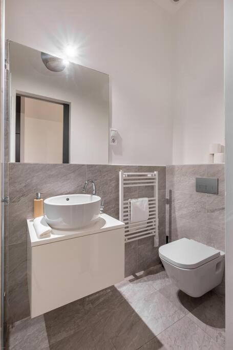 Quaint And Cozy 2-br In The Center Apartamento