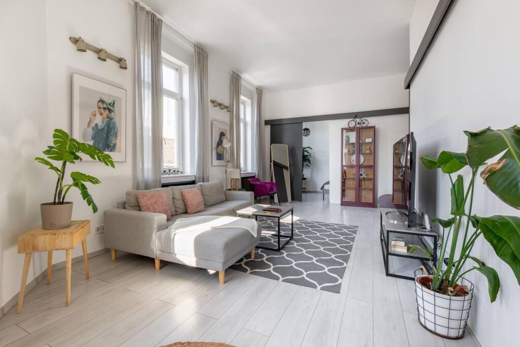 Quaint And Cozy 2-br In The Center Apartament *