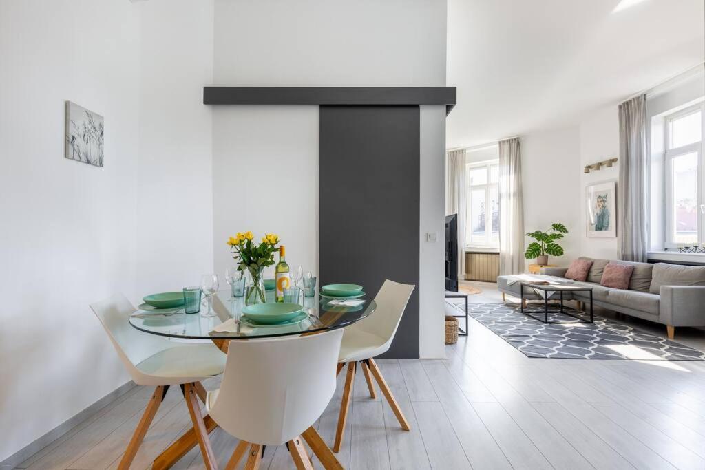 Quaint And Cozy 2-br In The Center * Budapest