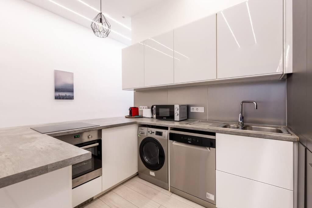 Quaint And Cozy 2-br In The Center Apartamento
