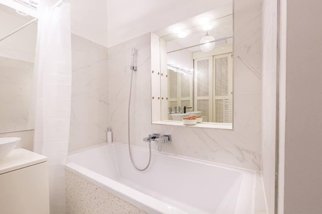 Quaint And Cozy 2-br In The Center Apartament