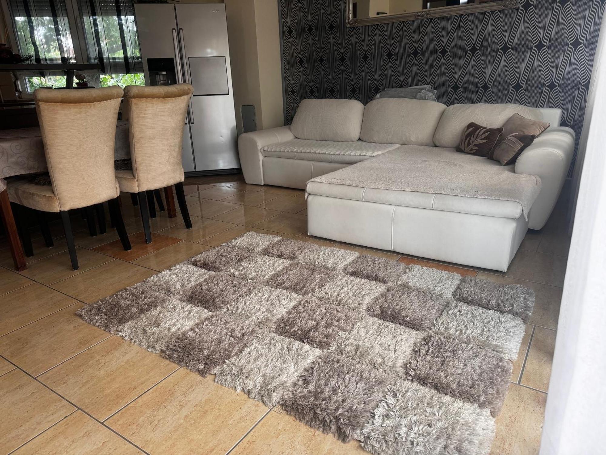 Airport Road/repter Koezeli Haz Privat Parkoloval Apartment