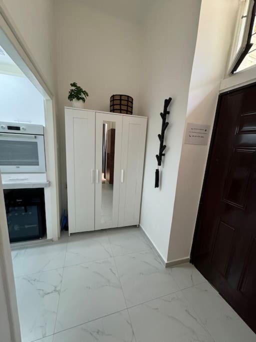 Apartament New Downtown With Hydromassage Shower, Terrace & Ac Budapeszt