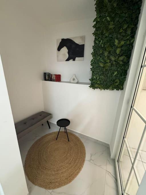 New Downtown With Hydromassage Shower, Terrace & Ac Apartmán