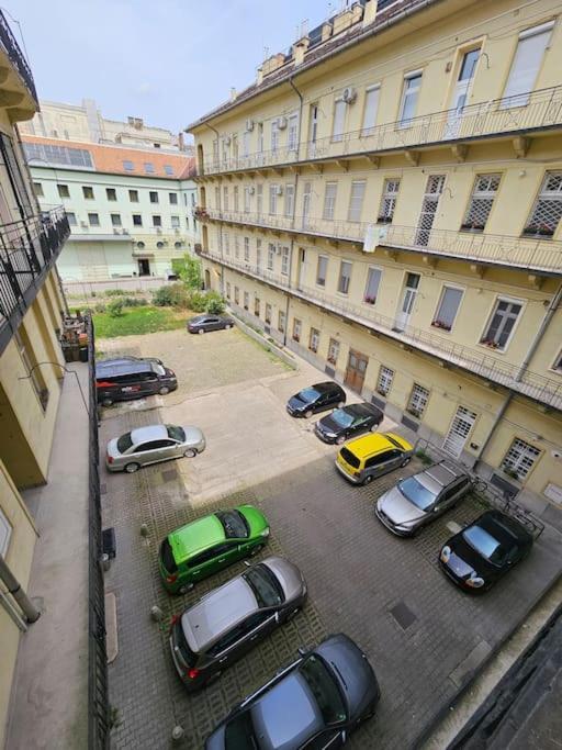 Luxury Flat In Downtown With Free Parking Apartamento