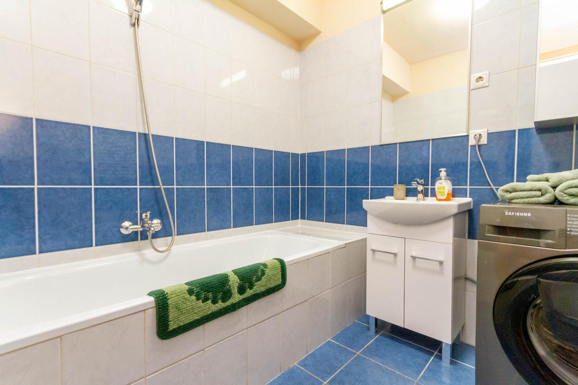 Modern Comfort In Jozsef Street By Nw Apartamento