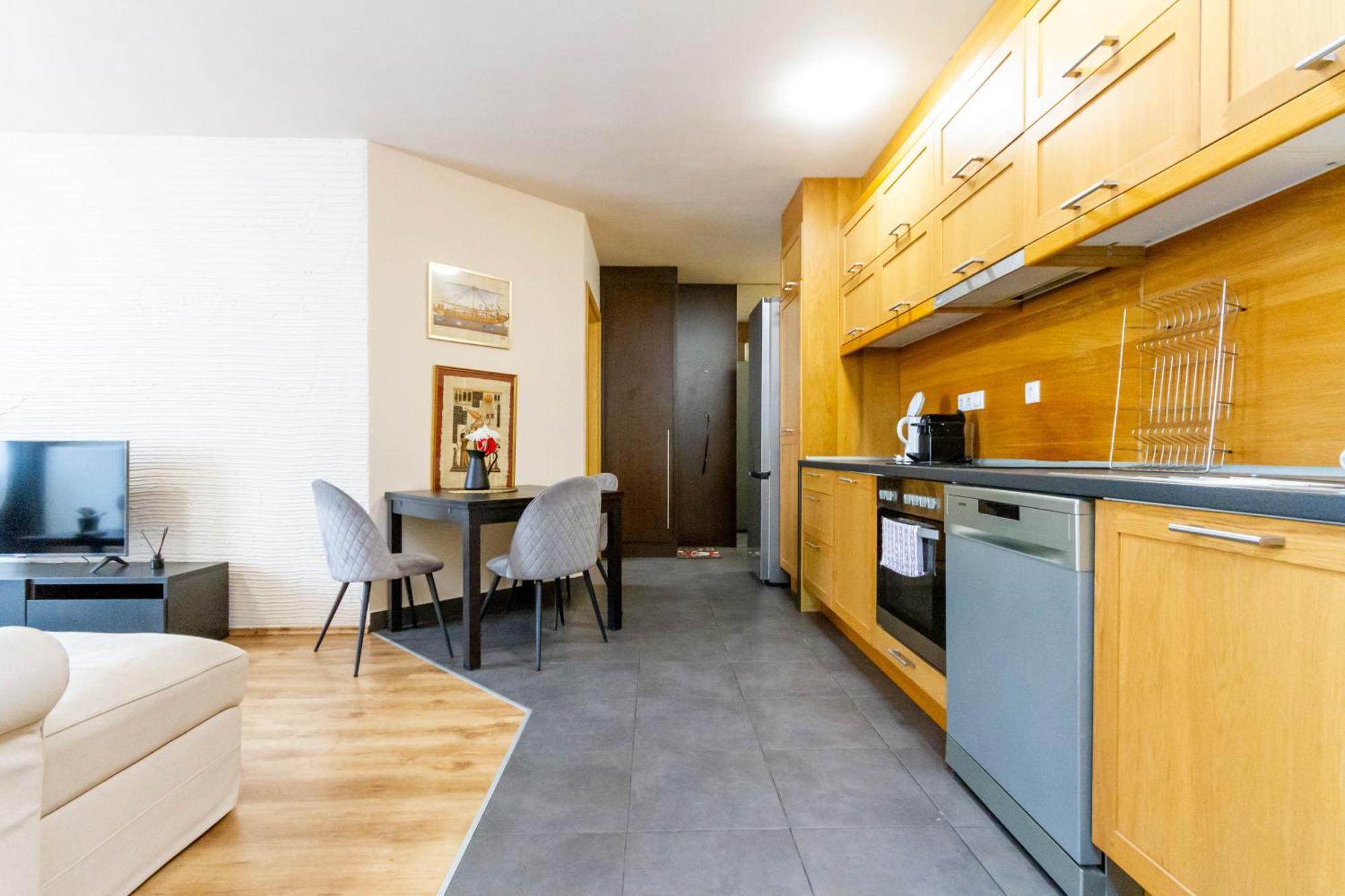 Modern Comfort In Jozsef Street By Nw Apartamento Budapest
