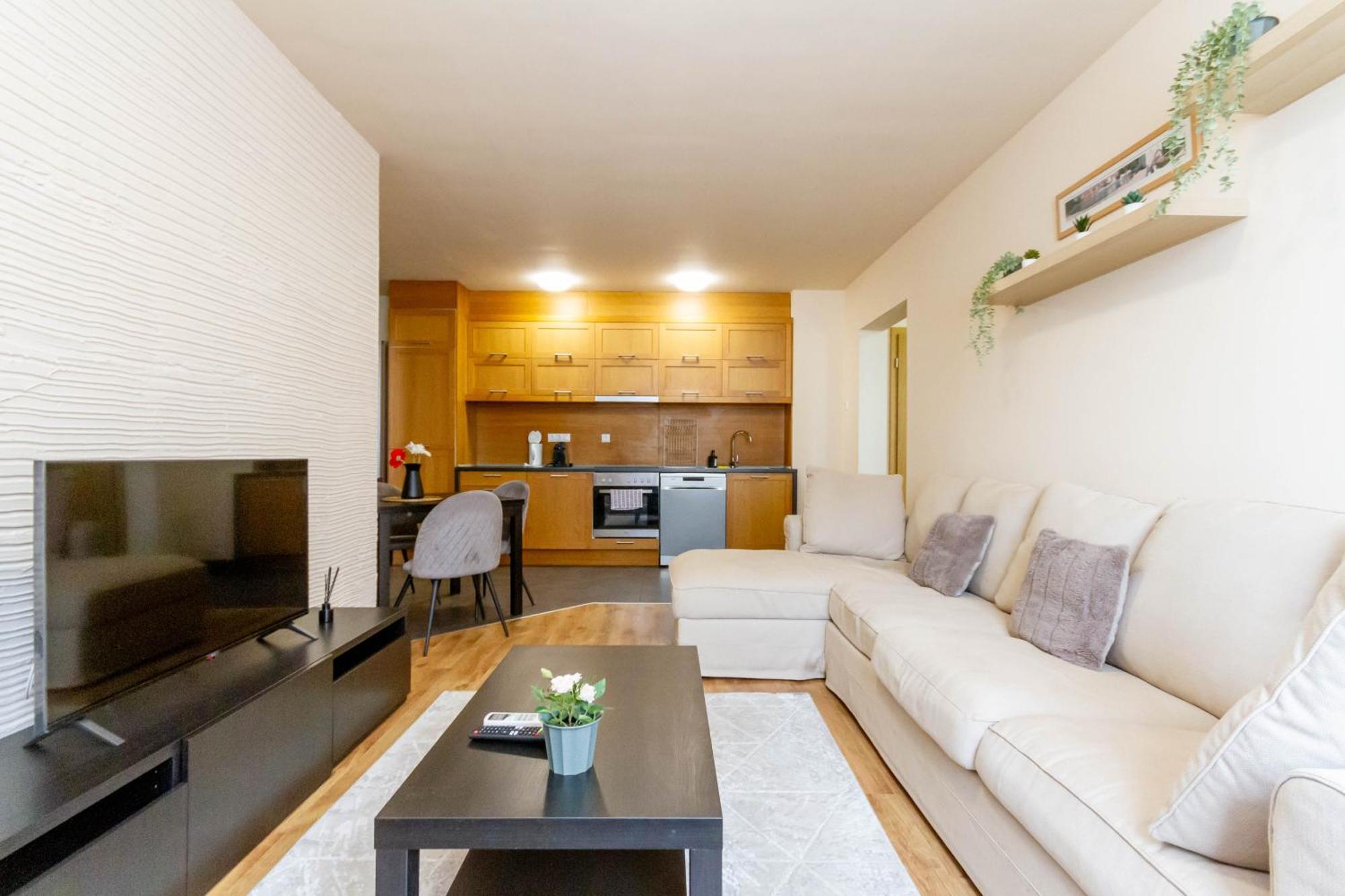 Modern Comfort In Jozsef Street By Nw Apartment Budapest