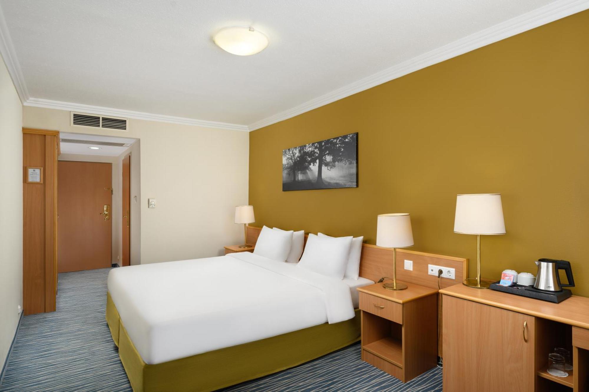 Danubius Arena Hotel 4*