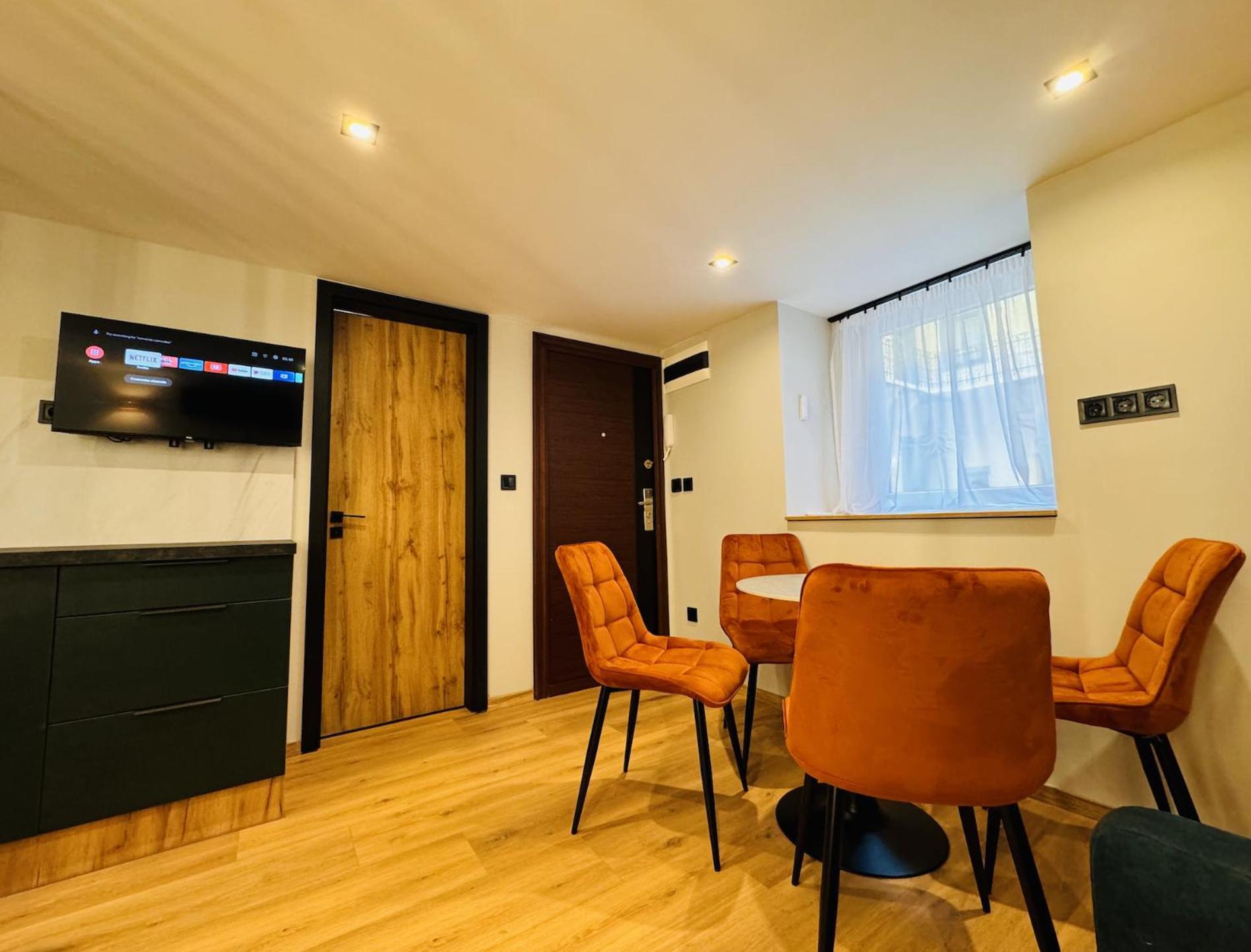 G15 Centre Stylish Flat Apartment
