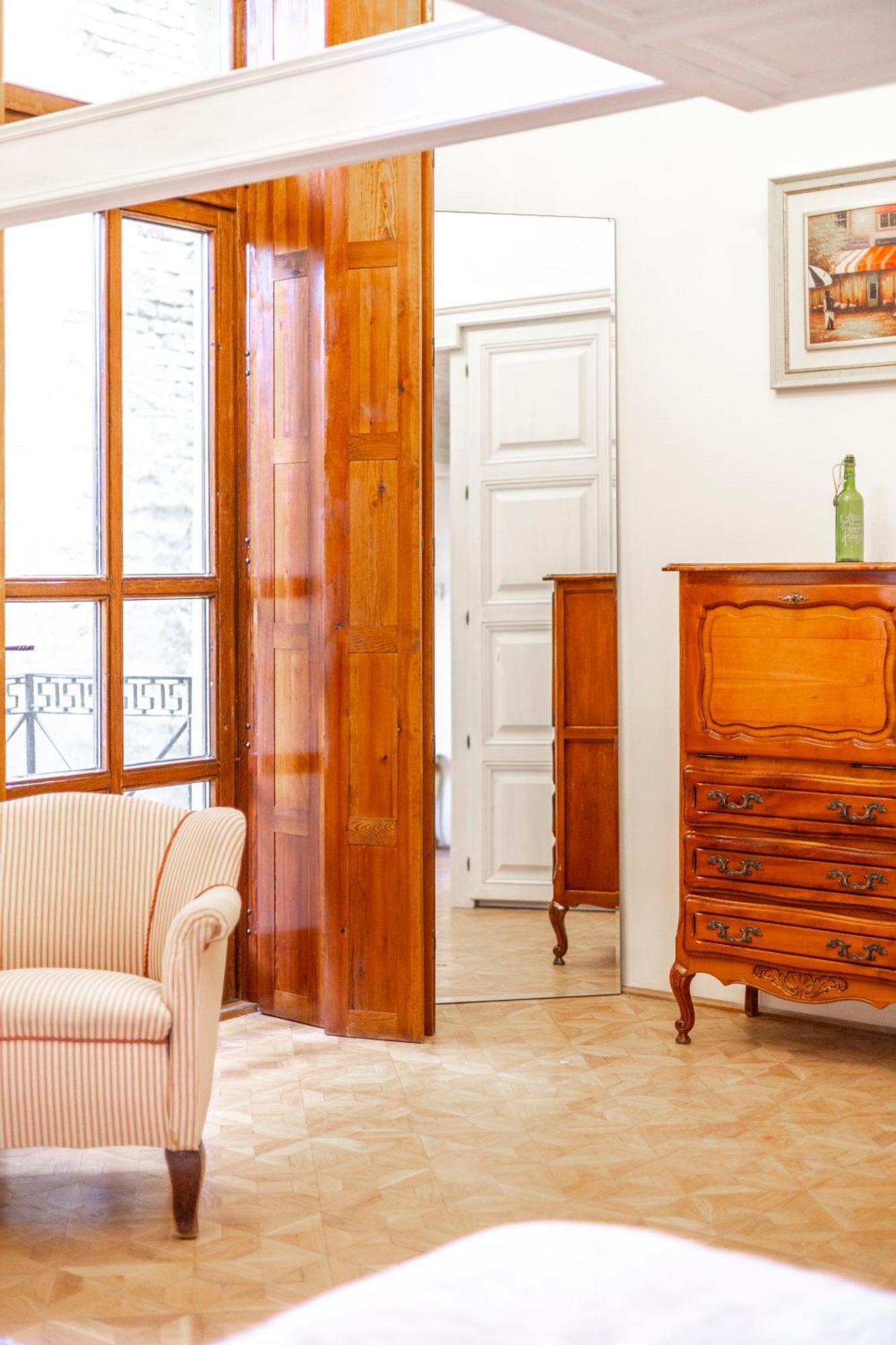 Classy Quentin Dream In The Heart Of Appartamento Budapest