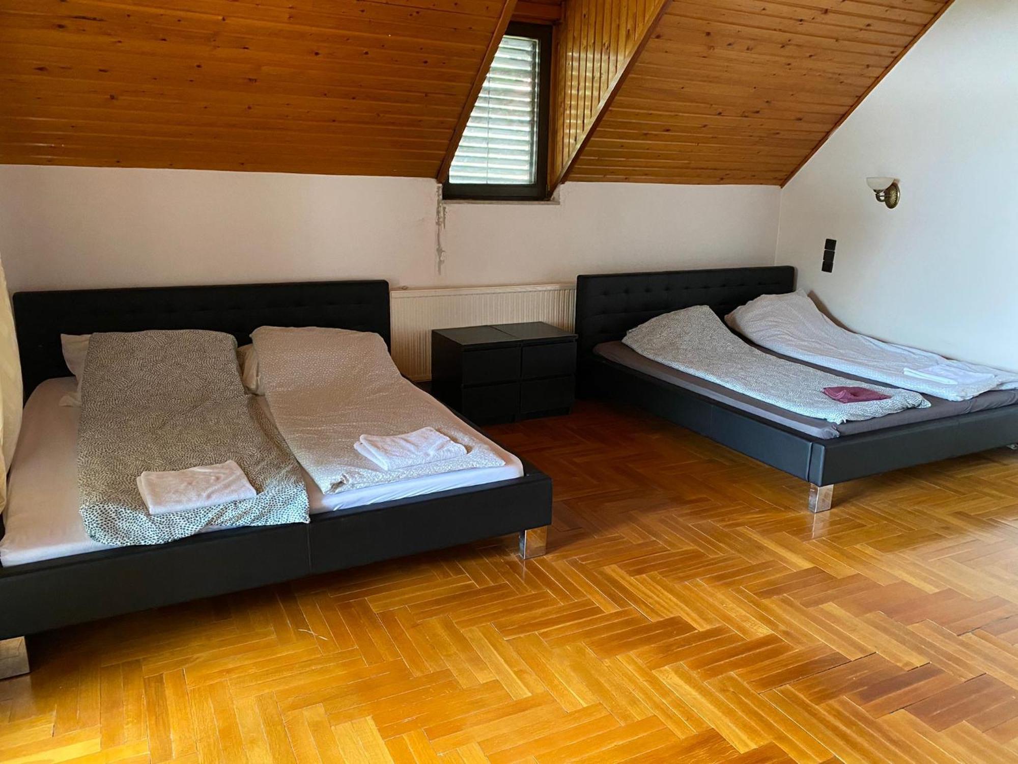 Luxury 3 Bedroom In A Forest 10min Drive From Center Villa Budapest