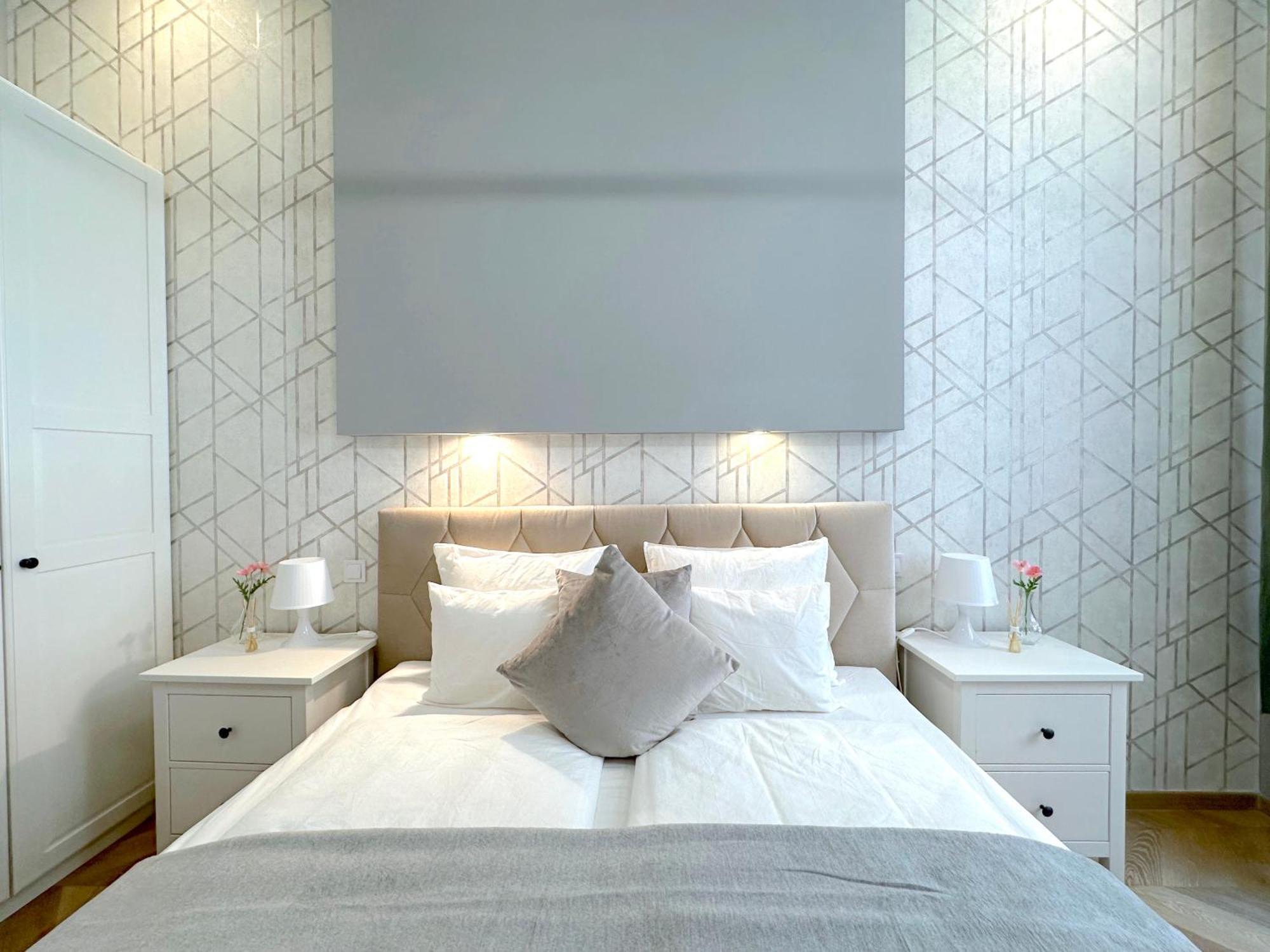 Lovely 3-bedroom In Downtown With Modern Design And Ac Lägenhet Budapest