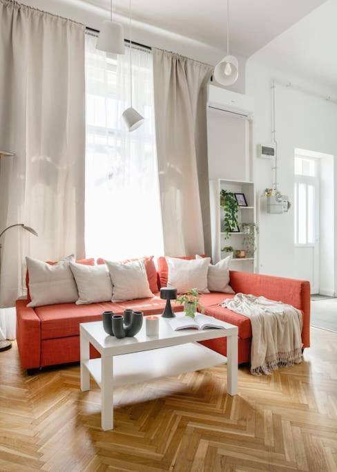 Dream In Budapest-steps To Budaeye &fashionst *