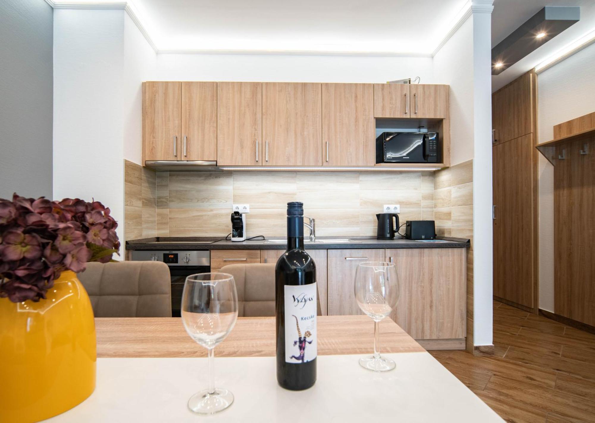 Free Parking Coco Elegant 4ppl Ac * Budapest