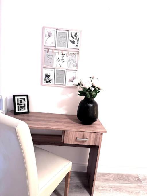 L2 Centre Loft With Ac Apartament