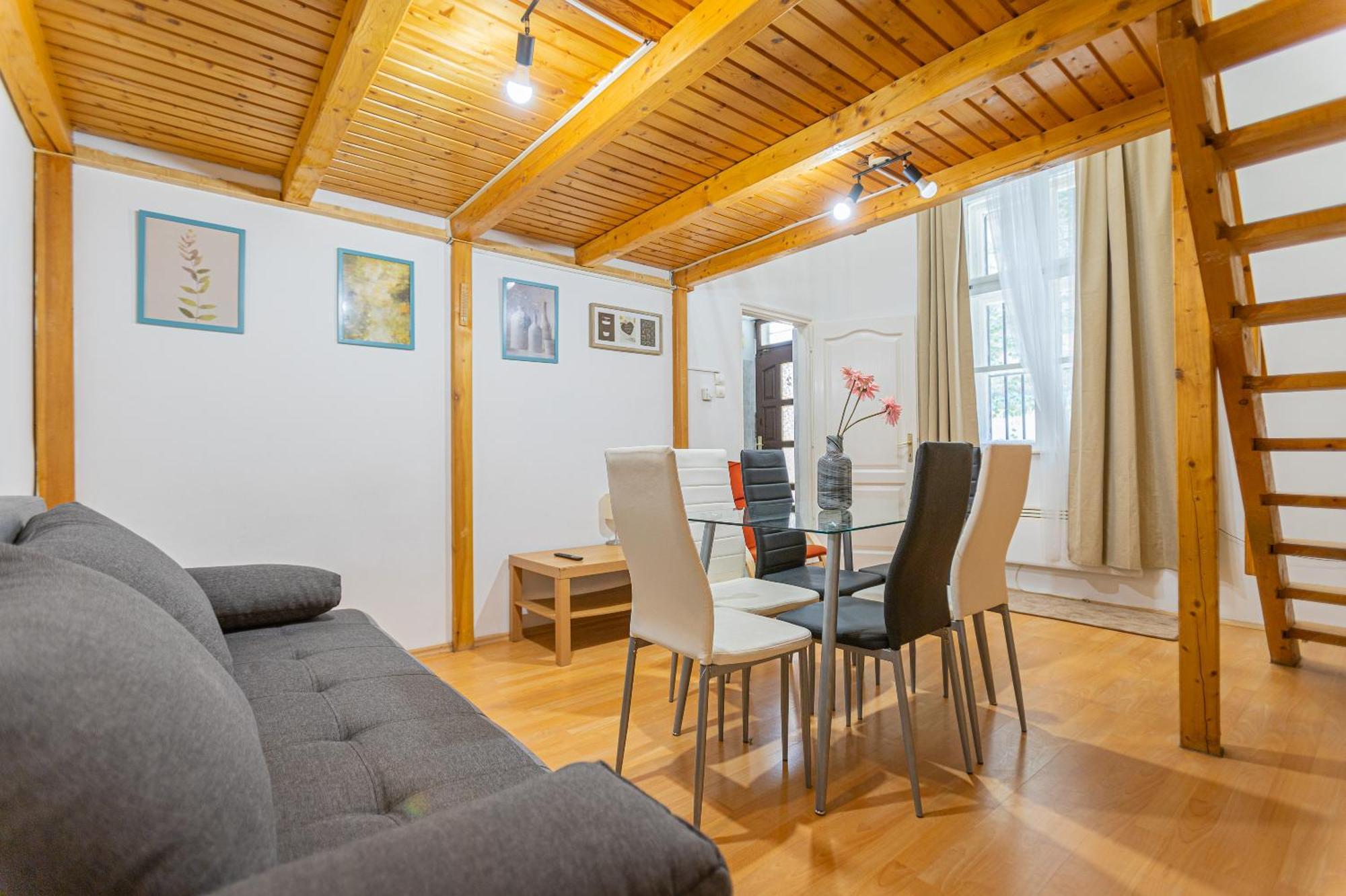 Apartamento Cute Next To The Gozsdu Courtyard *