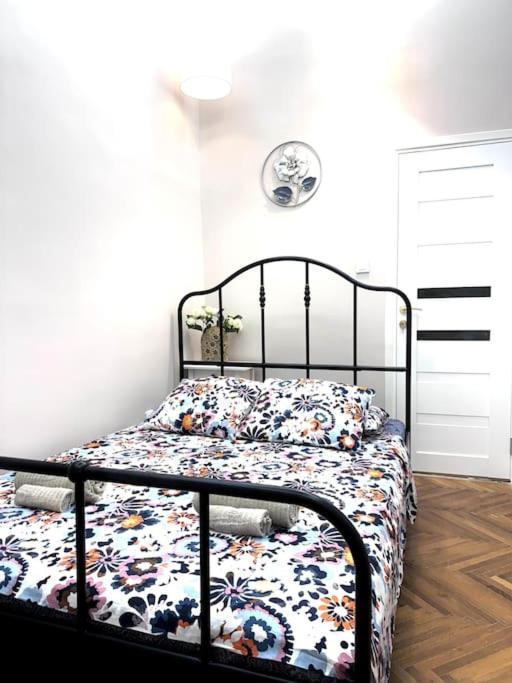 Appartement F1 Ultra Danube Flat