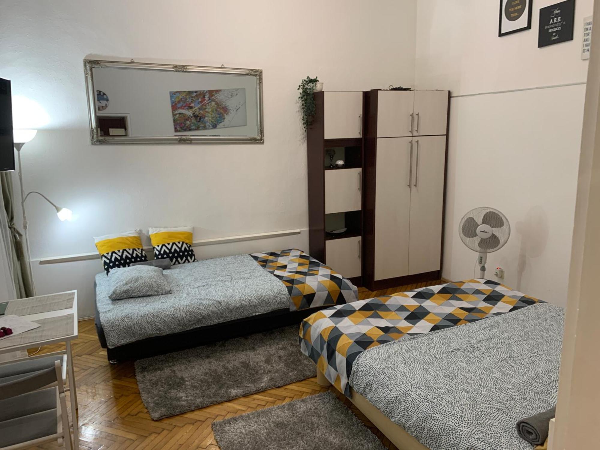 Small Cosy Near The Famous Westend Center Appartement