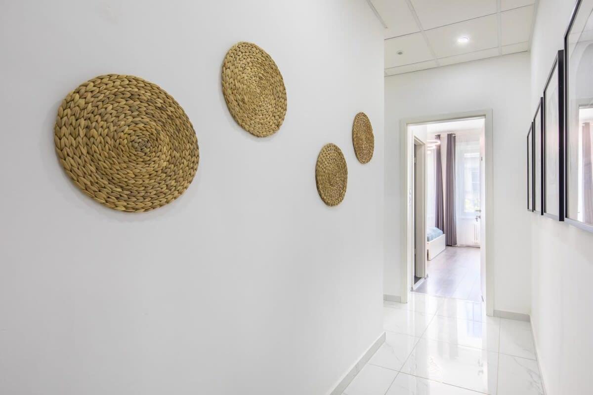 Ultra Mini Apartament *