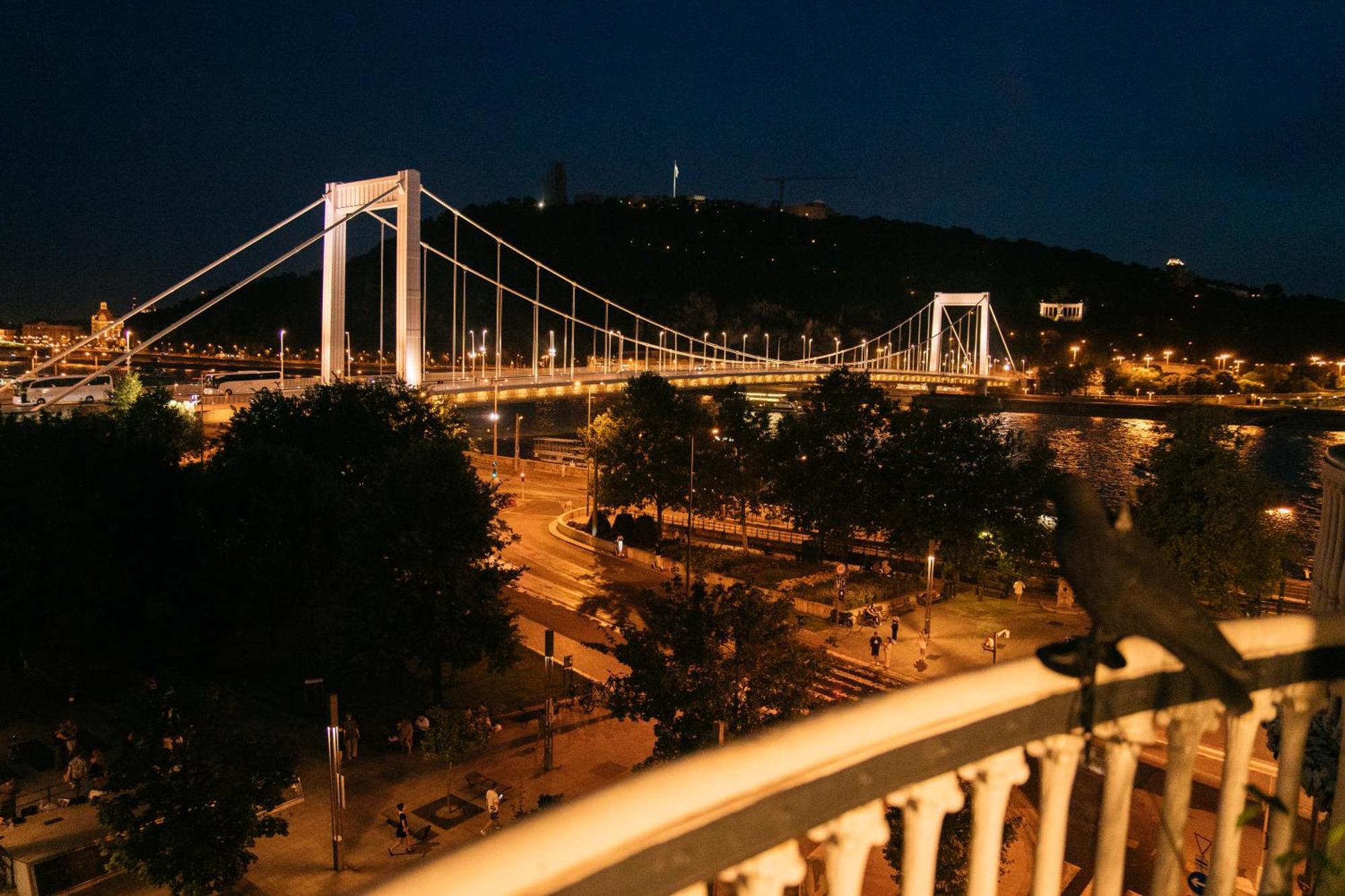 Riverfront Apartamento Budapest
