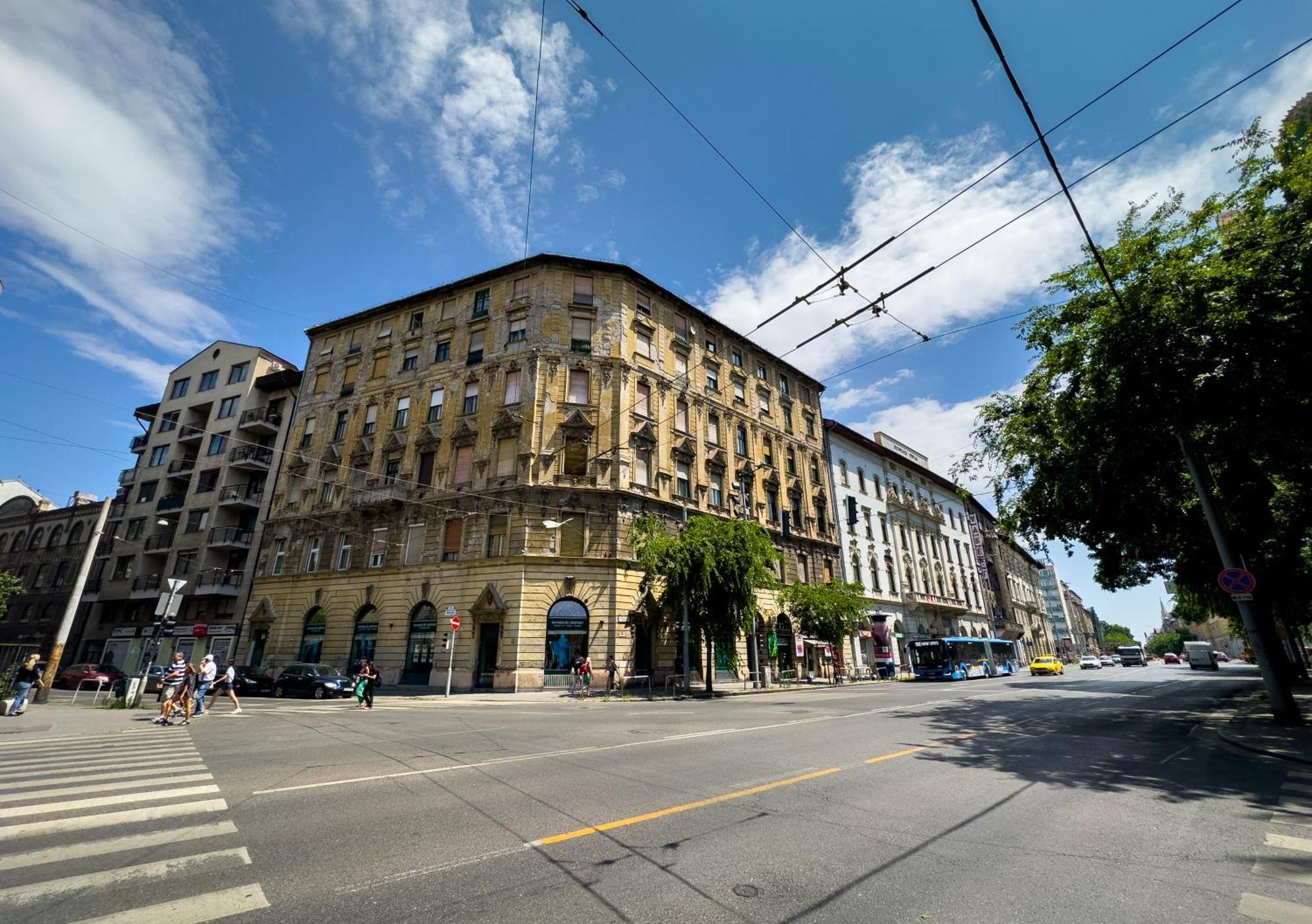 Vintage 2 Bedroom Apartment, Kai Budapest